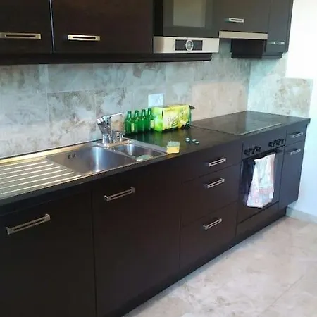 30c Route D'arzier *