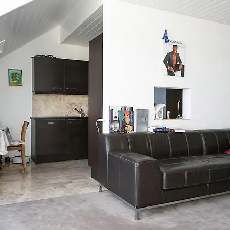 30c Route D'arzier Appartement